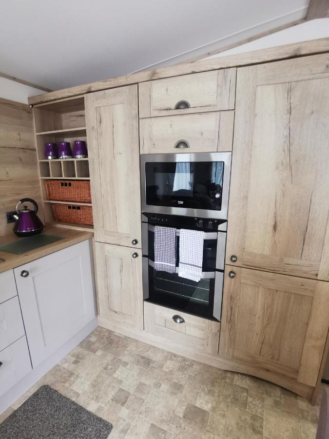 Lakeside Cotswold Holiday Home Cirencester Kültér fotó
