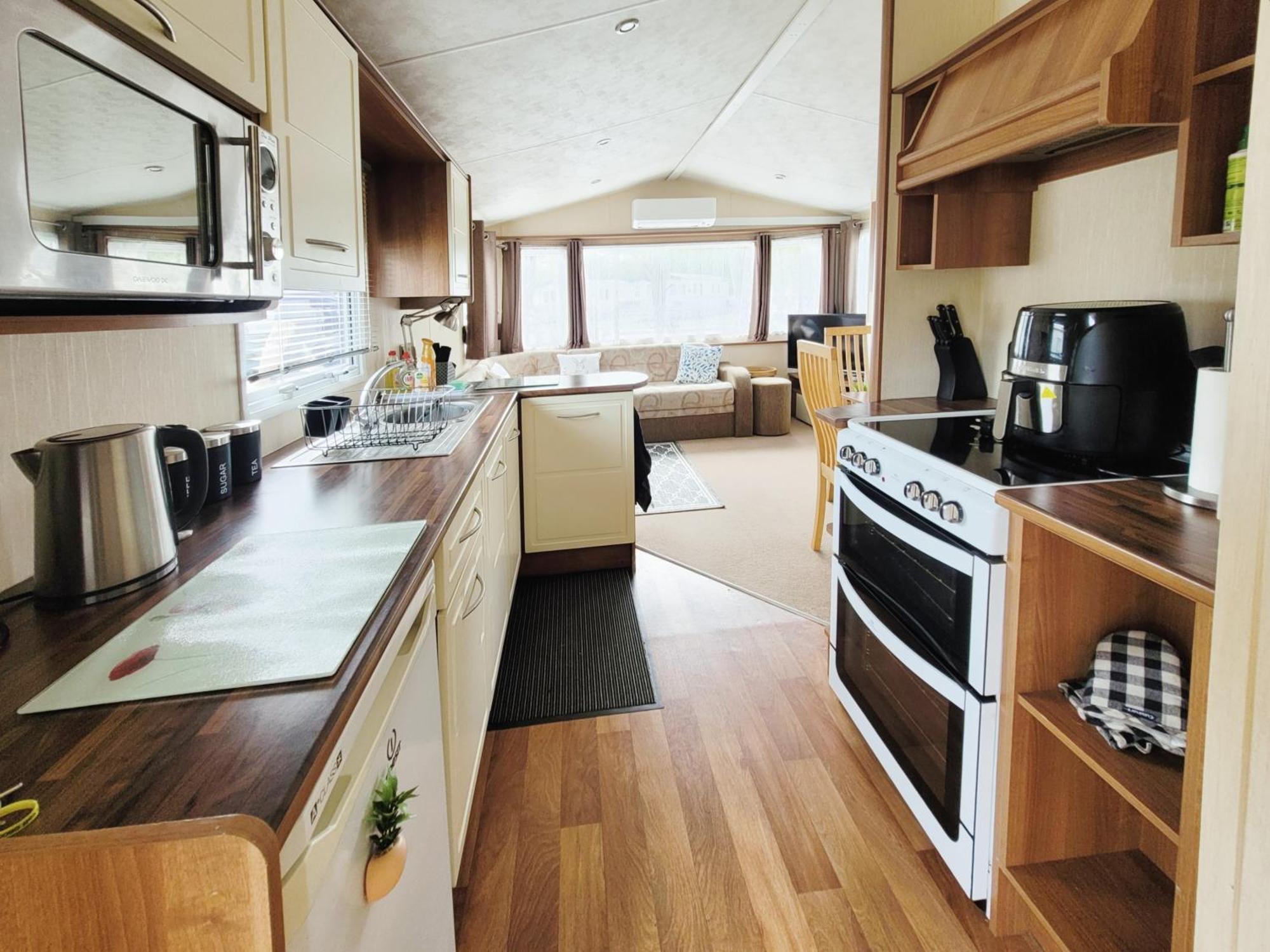Lakeside Cotswold Holiday Home Cirencester Kültér fotó