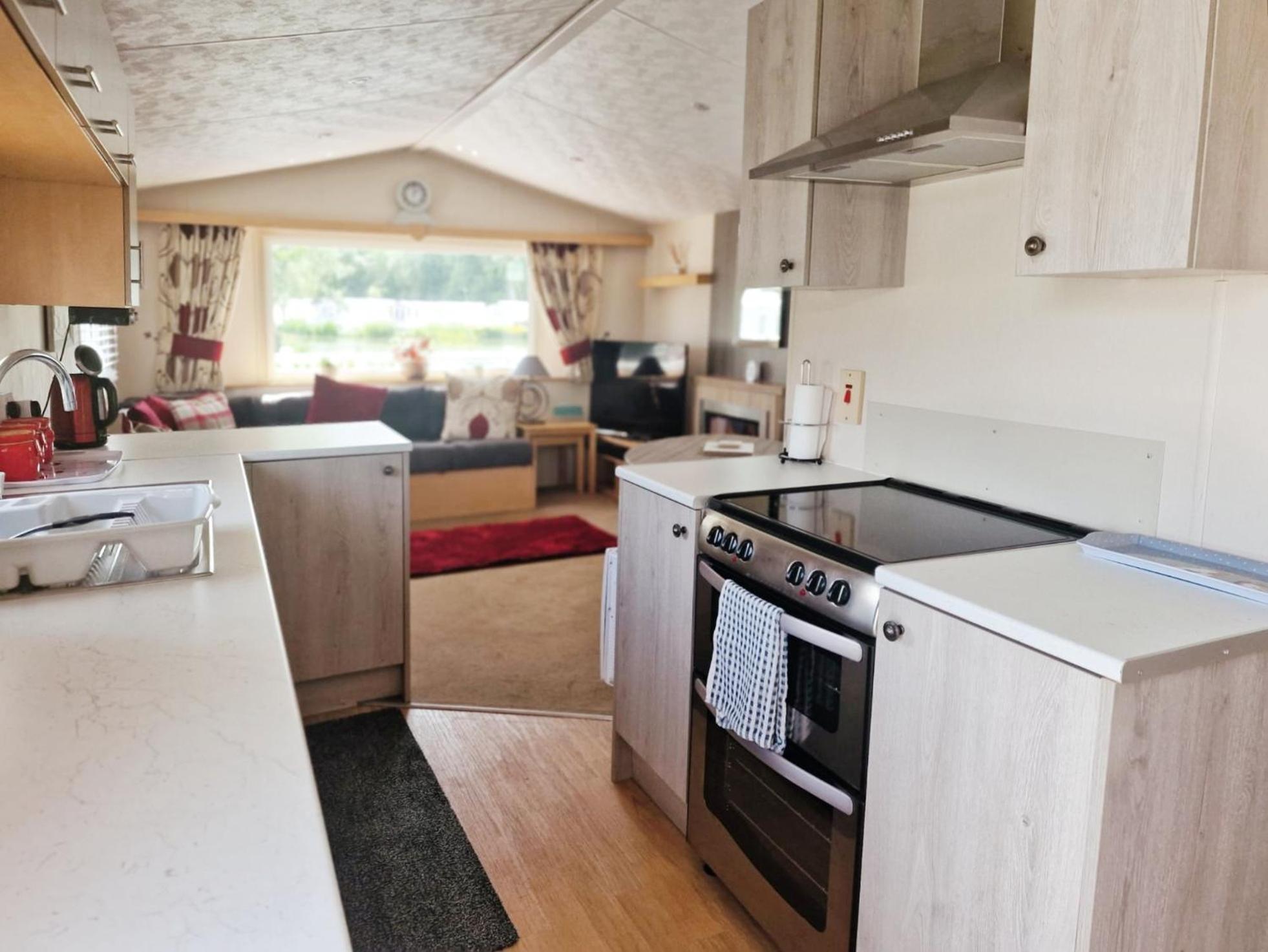 Lakeside Cotswold Holiday Home Cirencester Kültér fotó